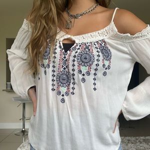 Cold shoulder top